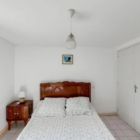 Holiday home In Cendrieux With Garden Shed